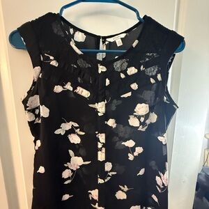 Candie's Black and White Floral Top